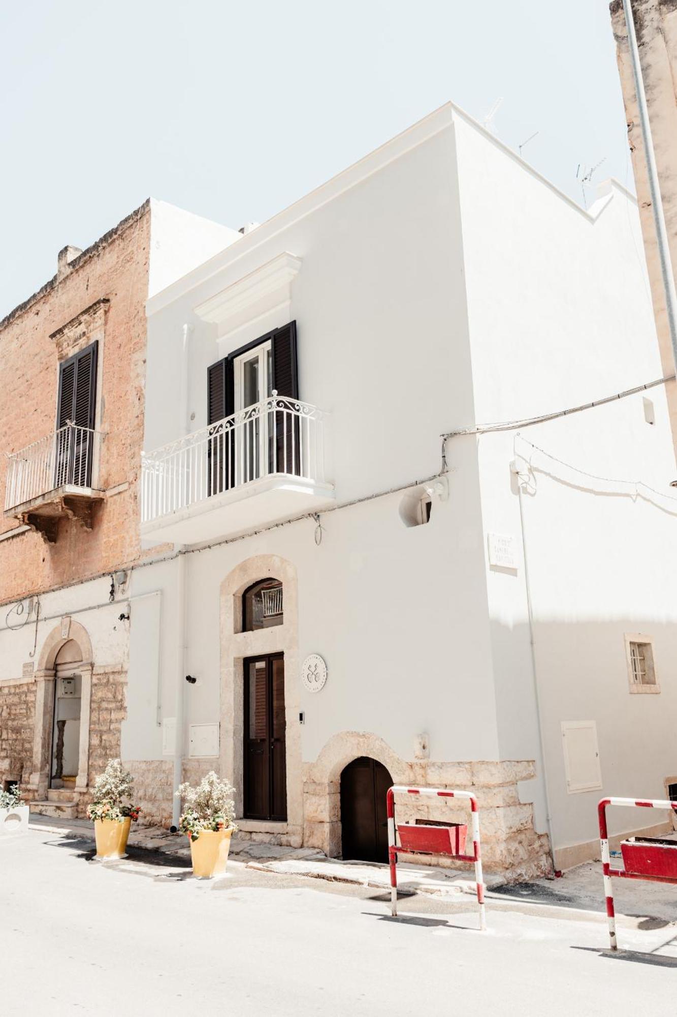 Aparthotel Camere Del Capitolo Bisceglie Eksteriør bilde